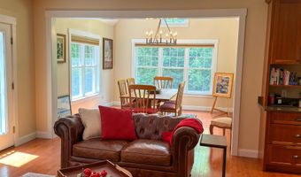 2 Parker Farm Ln, Amherst, NH 03031