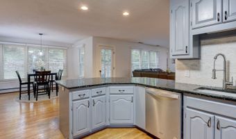 11 Lexington Rd, Avon, CT 06001