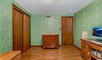 172 Shetland Dr, Amherst, NY 14221