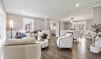 31 Manor Rd, Bolton, MA 01740