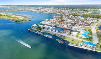 134 Bay Harbor Dr, Aransas Pass, TX 78336