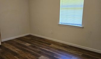 530 Easterbrook St, Bay St. Louis, MS 39520