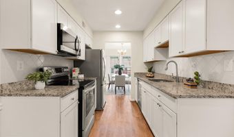 19 SHAGBARK Ct, Rockville, MD 20852