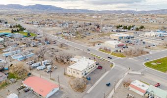 915 Chestnut St, Carlin, NV 89822