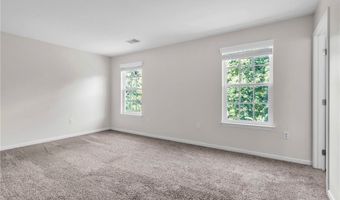 305 Broadstone Dr, Adams Twp., PA 16046