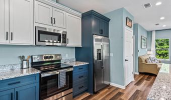 1372 ALLIGATOR Dr, Alligator Point, FL 32346