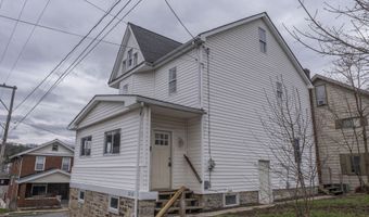 2216 4th St, Altoona, PA 16601