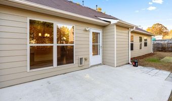 723 York View Dr, Auburn, GA 30011