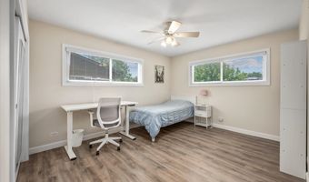 2631 N Stuart Dr, Arlington Heights, IL 60004