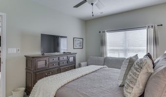 3932 Kristi Way, Greenwood, IN 46142