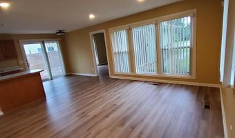 2828 Packard St, Ann Arbor, MI 48108