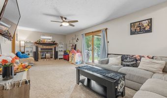 8448 Seattle Slew Ln, Indianapolis, IN 46217