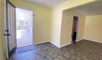 427 Muscadine Trl, Baskerville, VA 23915