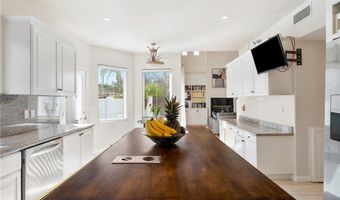 17846 Palora St, Encino, CA 91316