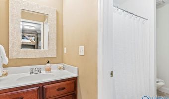 135 Villa Grande, Albertville, AL 35950