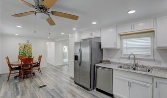 906 Wren Cir, Barefoot Bay, FL 32976