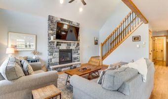 771 S Old Stage Rd, Albrightsville, PA 18210
