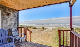 633 N PACIFIC St, Rockaway Beach, OR 97136
