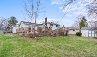 2411 N Champlain St, Arlington Heights, IL 60004