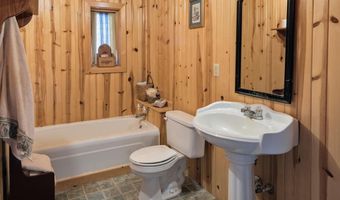 15 S RAINBOW Dr, Cora, WY 82925