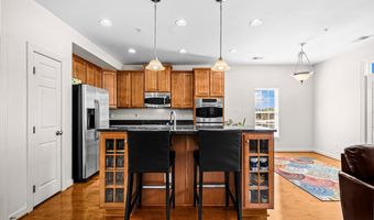 5725 CALLCOTT Way P, Alexandria, VA 22312