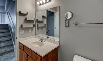 62 S Gardens Way, Fitchburg, WI 53711
