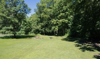 1195 New Milford Rd, Atwater, OH 44201