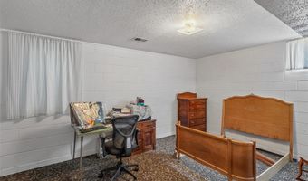 416 N 11th Street Pl, Adel, IA 50003