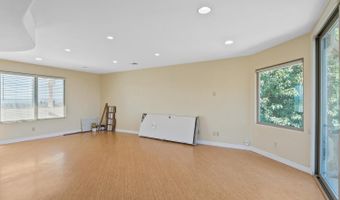 2638 W Victoria Dr, Alpine, CA 91901