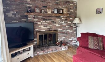 11784 Chamberlain, Aurora, OH 44202