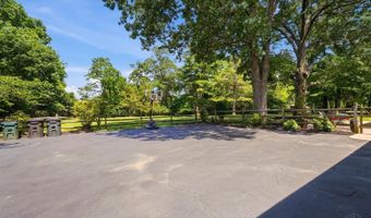 8520 Arborcrest Dr, Amberley, OH 45236
