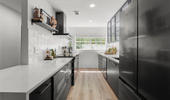 496 W PAR St 4, Orlando, FL 32804