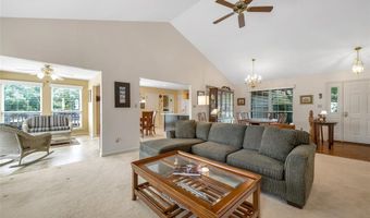 305 Arbor Glen Dr, Ballwin, MO 63021