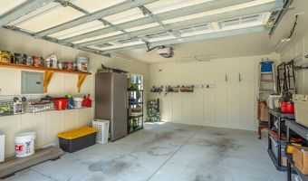 19 11th St, Apalachicola, FL 32320