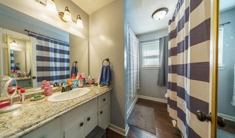 20 Skinner Ln, Batesville, AR 72553