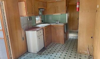 170 E Shore Dr, Adirondack, NY 12808