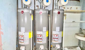 8 COMMONWEALTH Ave 6, Claymont, DE 19703