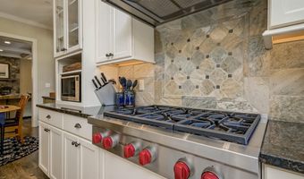7505 MARBURY Rd, Bethesda, MD 20817