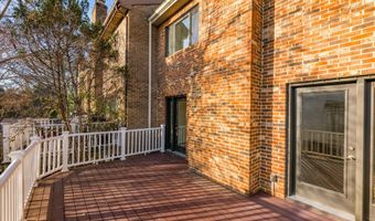 4619 MAYHUNT Ct, Alexandria, VA 22312