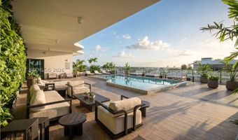 9901 W Bay Harbor Dr 303, Bay Harbor Islands, FL 33154