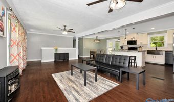 121 11th Pl NW, Arab, AL 35016