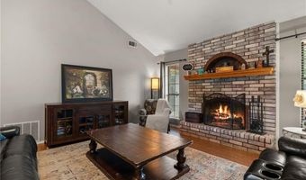 1321 Springhills Dr, Alma, AR 72921