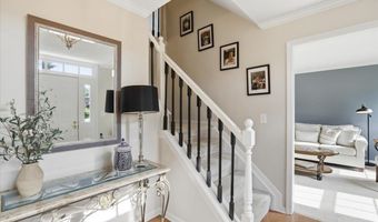 953 Watch Creek Dr, Anderson Twp., OH 45230