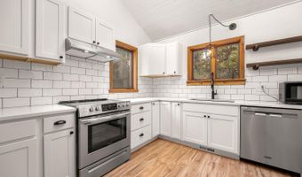 55402 Homestead Way, Bend, OR 97707