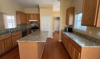 1556 Chapleau Dr, Ann Arbor, MI 48103