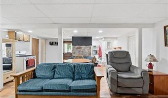 42 Charles Ave, Charlestown, RI 02813