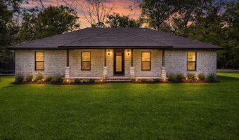 9281 Liberty Rd, Biloxi, MS 39532
