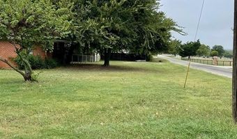 711 Denver St, Alvord, TX 76225