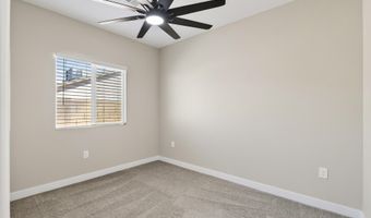 16 E Davis Ln, Avondale, AZ 85323