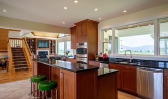 2493 Lake St, Addison, VT 05491